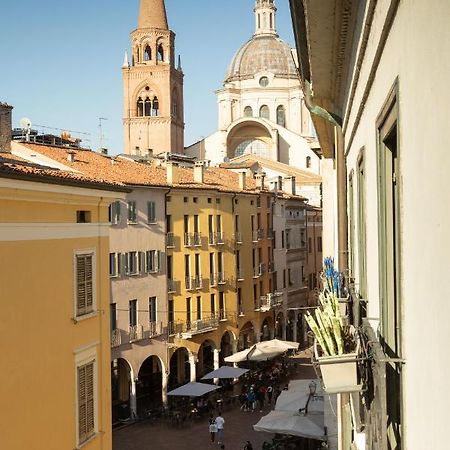 Appartamento Roma 55 Mantua Buitenkant foto